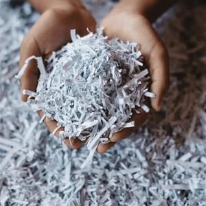 Как уменьшить размеры свалок и подготовить бумажные отходы к переработке